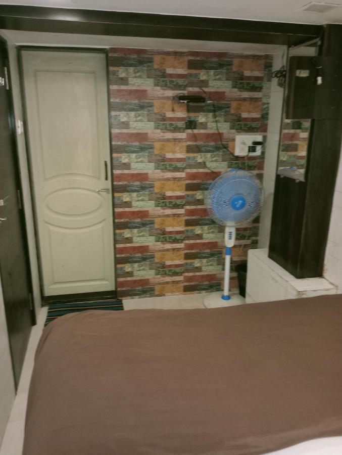 Hotel Qamar Mumbai Exterior foto
